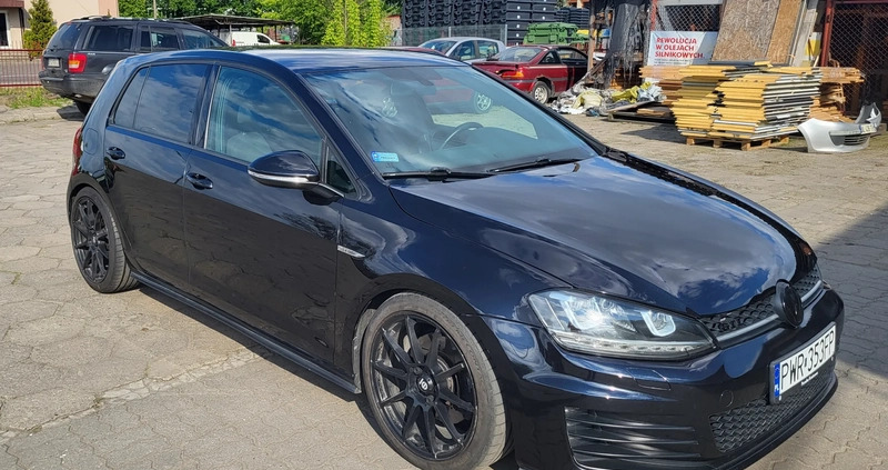 Volkswagen Golf cena 62000 przebieg: 101000, rok produkcji 2017 z Września małe 56